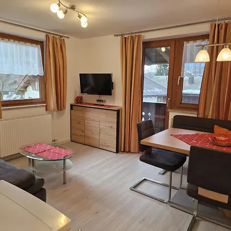 Appartementhaus Hüttenberger *