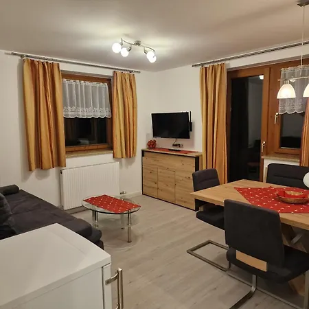 Appartementhaus Hüttenberger *