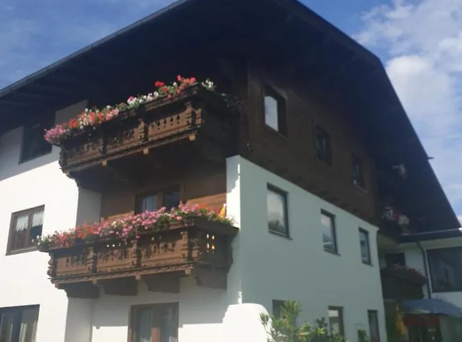 Appartementhaus Hüttenberger Apartamento *
