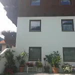 Appartementhaus Huettenberger ארפנדורף