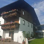 Appartementhaus Huettenberger דירה *